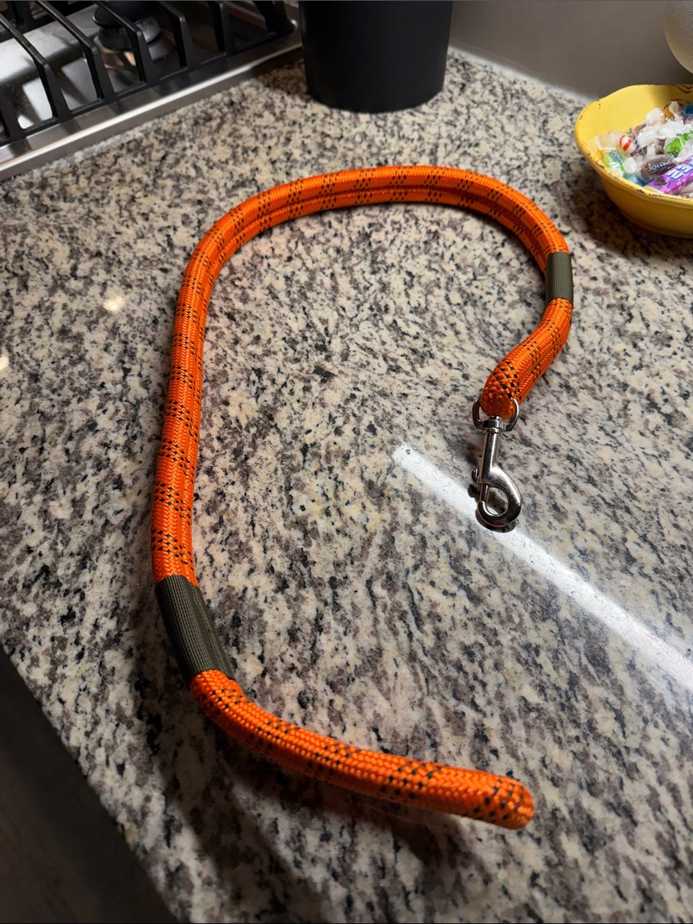 Bright Orange Rope Dog Leash with Metal Snap - Picture 7 of 7